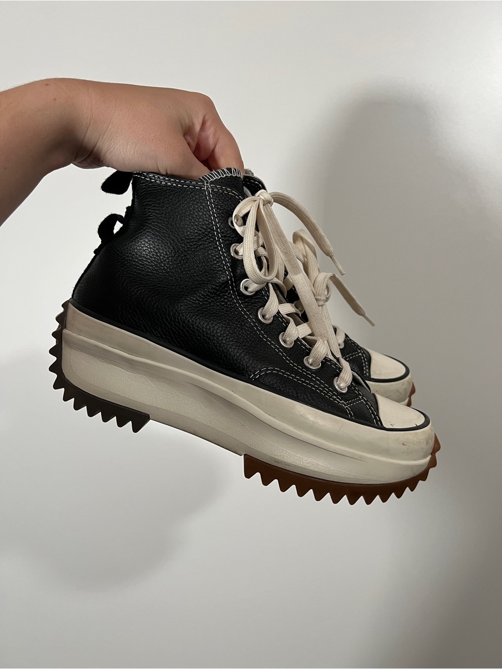 Converse Leather Run Star Hike Platform Chuck Taylors Black Size Women’s 6 EU 37 - Picture 4 of 9